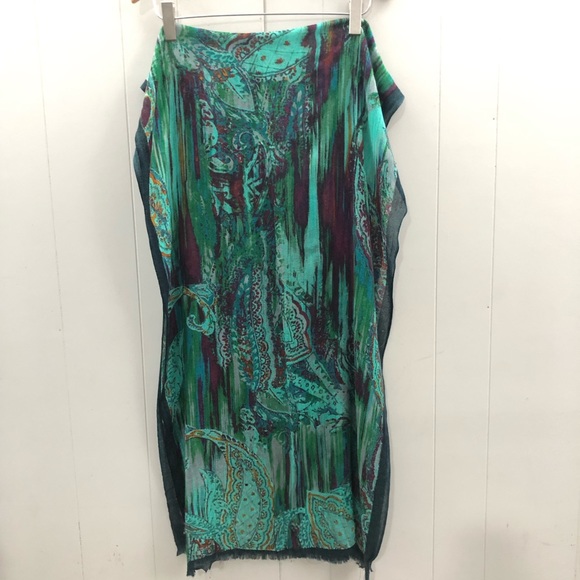 Lightweight Green Paisley Blanket Scarf/Wrap/Shawl - Picture 14 of 15